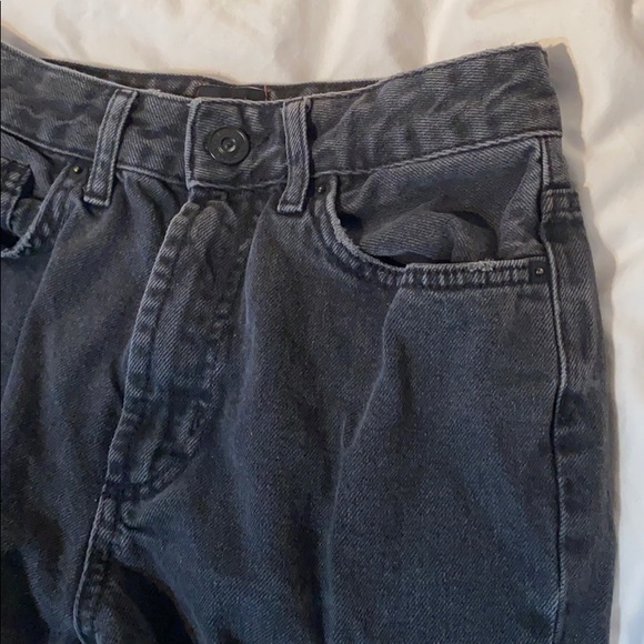 Urban Outfitters BDG high rise Mom fit jeans - Picture 4 of 4